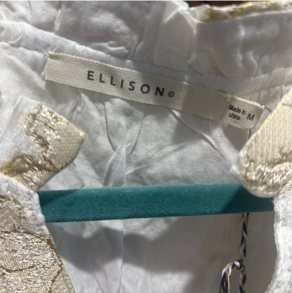 Ellison Noella Gold Foiled Puff Sleeve Top Sz M NWT - Picture 6 of 10